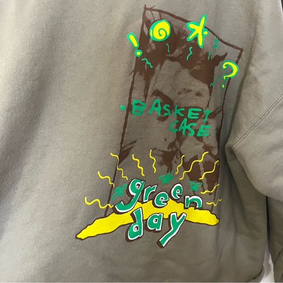 Green Day Graphic Sweatshirt cropped oversized fit sz L olive grunge Y2K - Picture 2 of 5